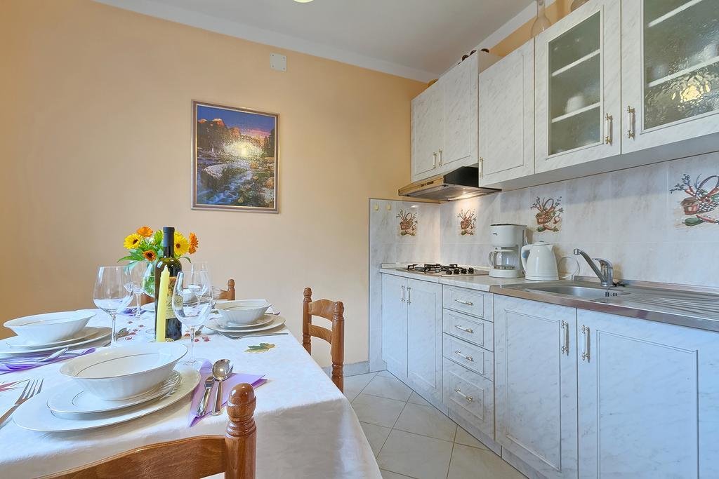 Apartments Valoda Nedeščina Extérieur photo