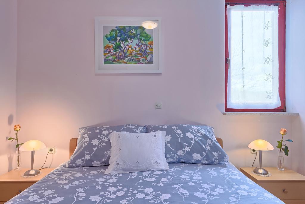 Apartments Valoda Nedeščina Extérieur photo