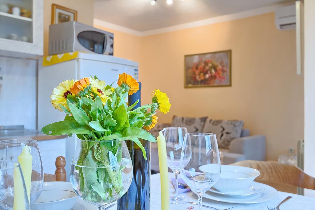 Apartments Valoda Nedeščina Extérieur photo