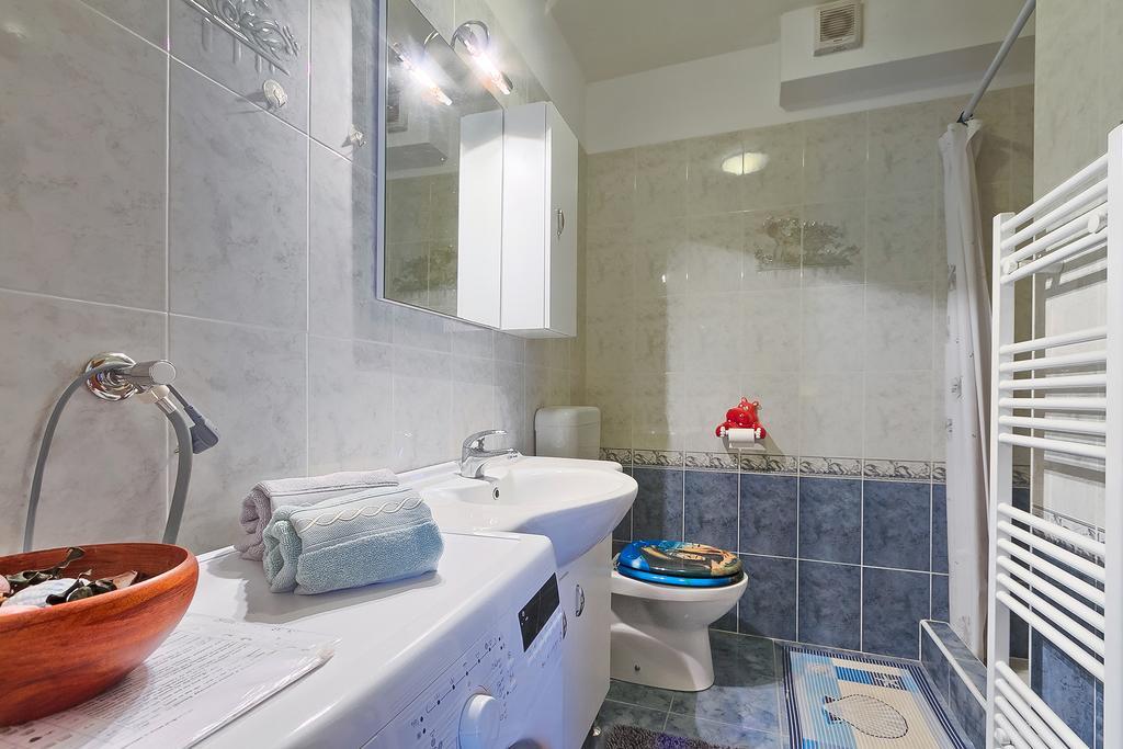 Apartments Valoda Nedeščina Extérieur photo