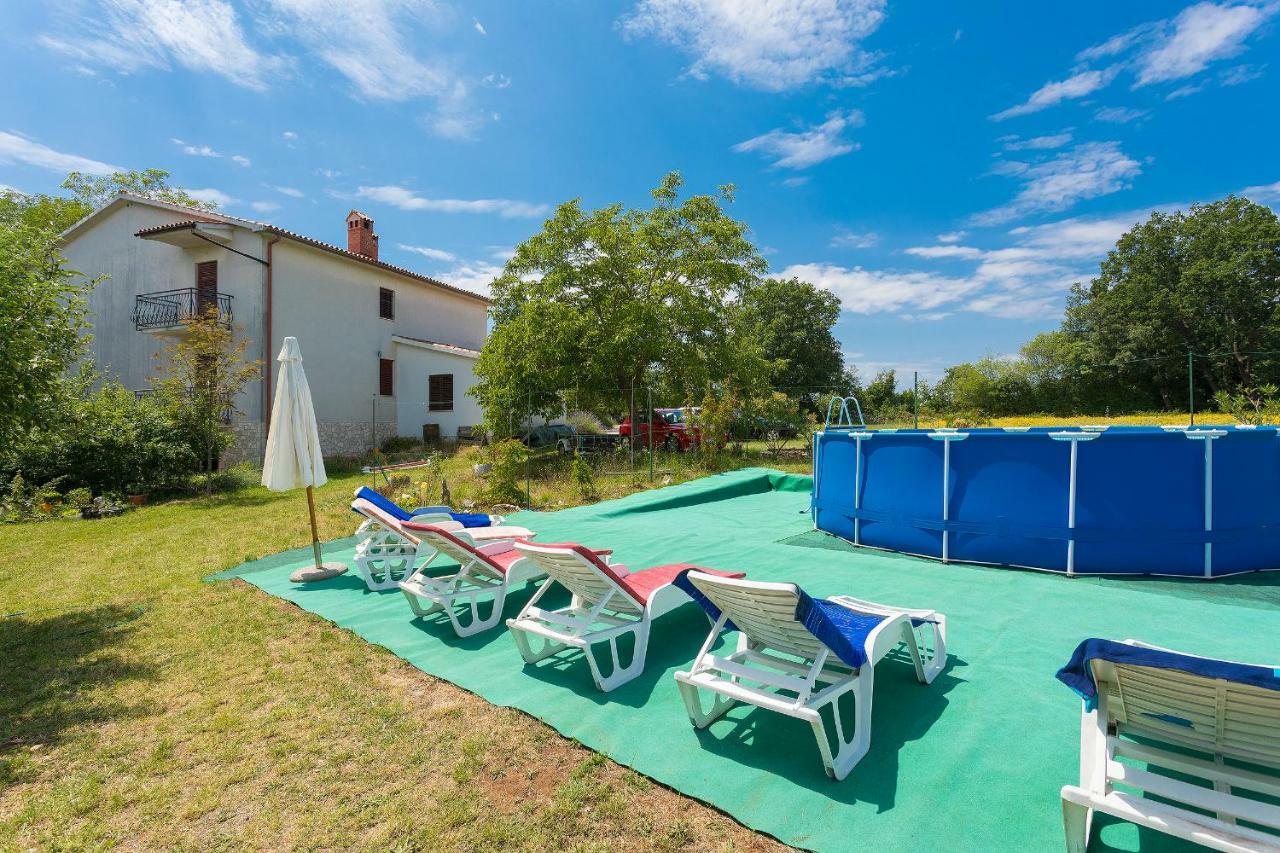 Apartments Valoda Nedeščina Extérieur photo